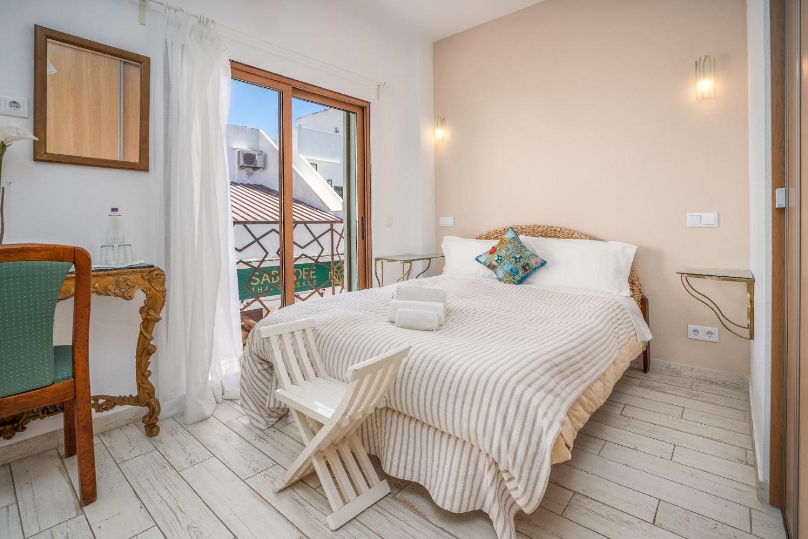 Alvor Ar De Mar Bed & Breakfast Cameră foto